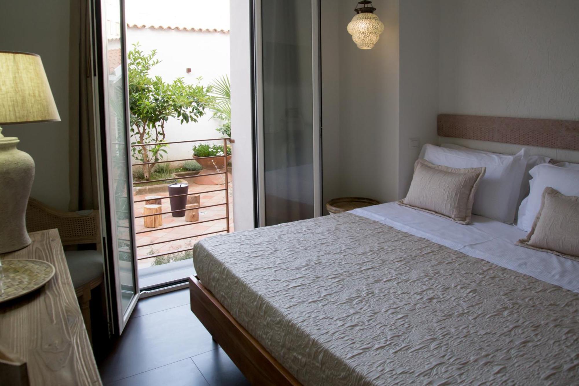 Casa de hóspedes Amelia Apts & Alghero