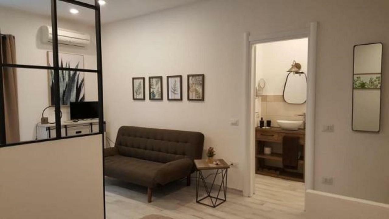 Amelia Apts &