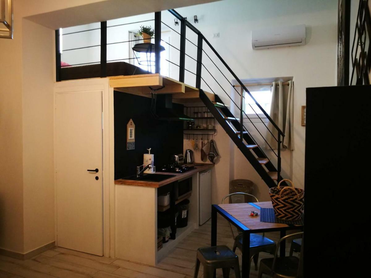 Amelia Apts & Affittacamere Alghero